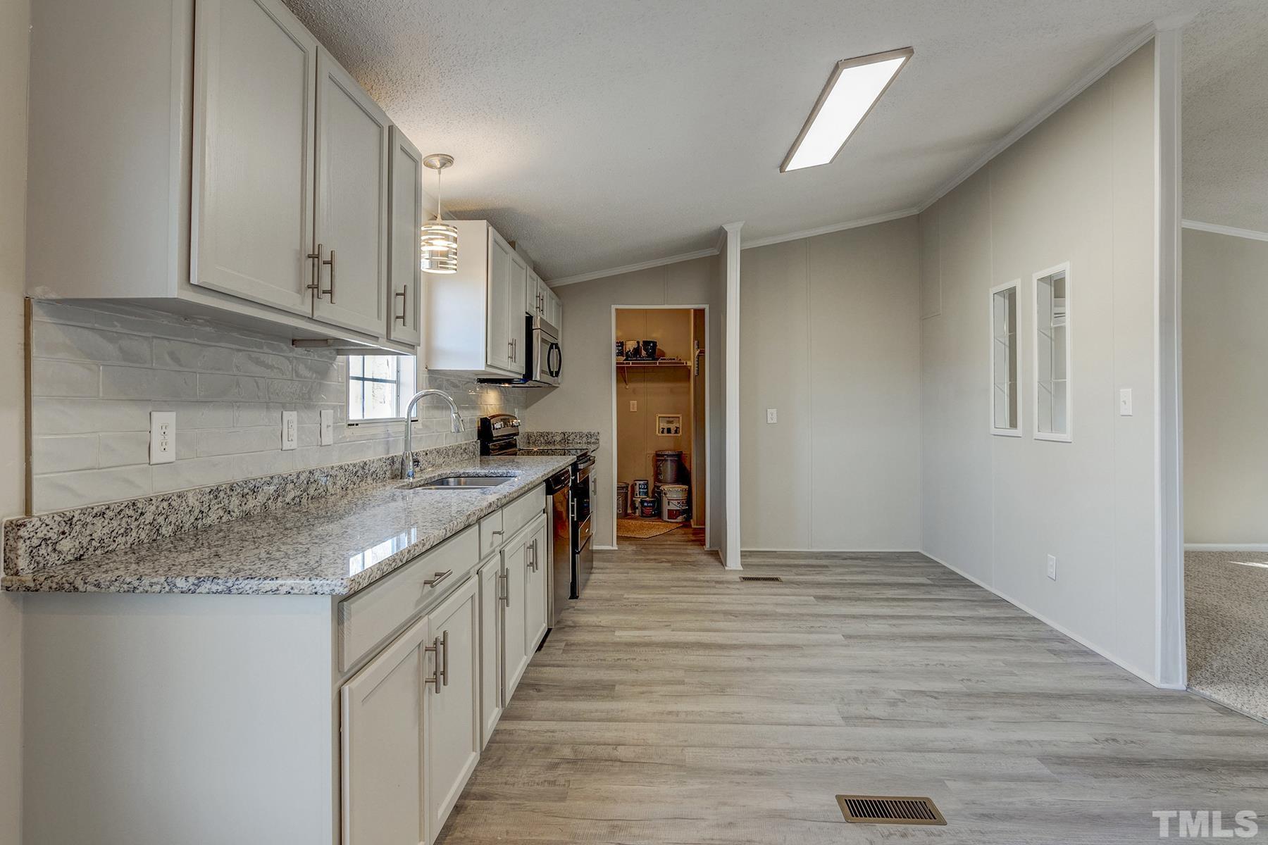548 Jack Road Clayton, NC 27520 - Photo 13 of 30 Gallery Image 13