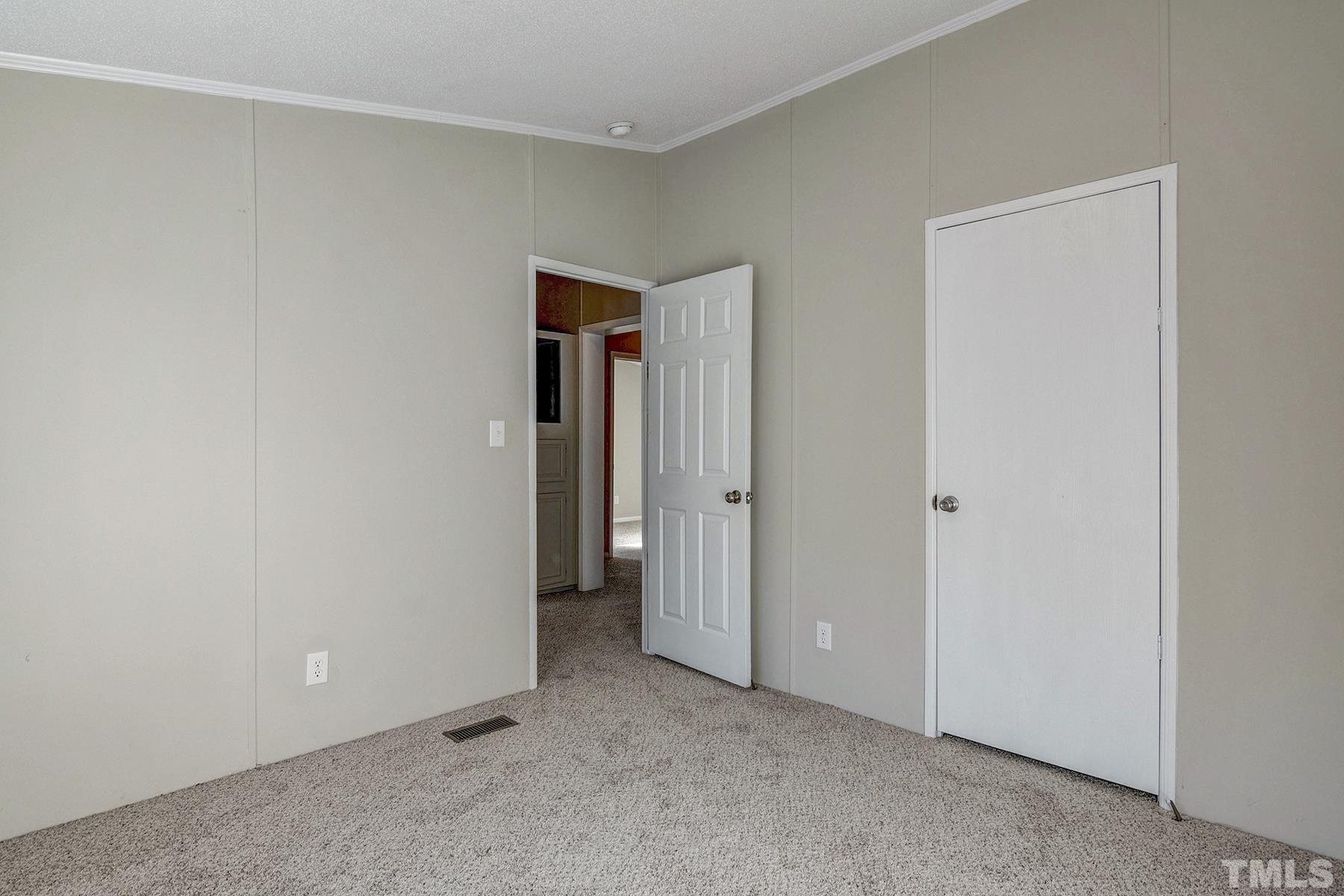 548 Jack Road Clayton, NC 27520 - Photo 18 of 30 Gallery Image 18
