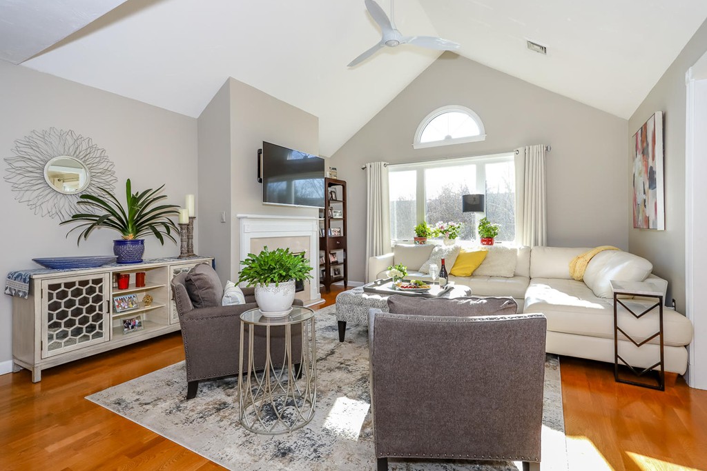 60 Maple Street, Unit N Canton, MA 02021 - Photo 2 of 21 Gallery Image 2