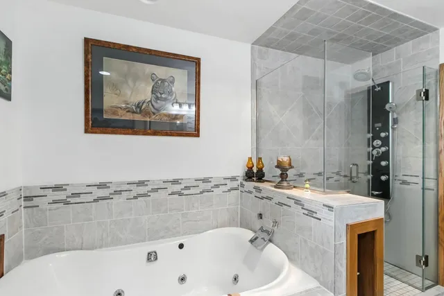 $934,900 | W10725 Wildwood Way, Poynette, WI 53955