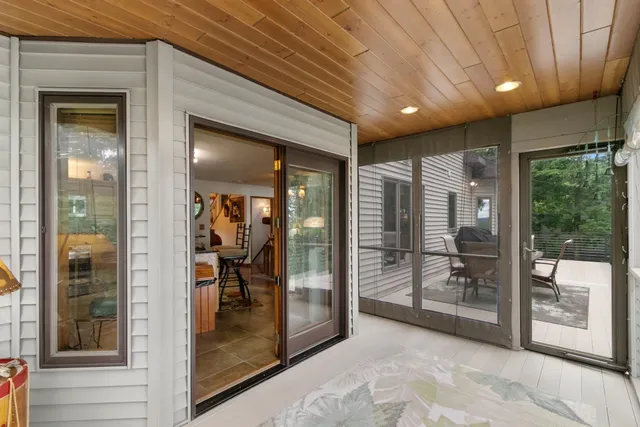 $934,900 | W10725 Wildwood Way, Poynette, WI 53955