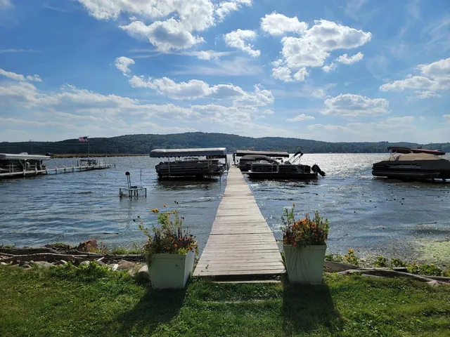 $934,900 | W10725 Wildwood Way, Poynette, WI 53955