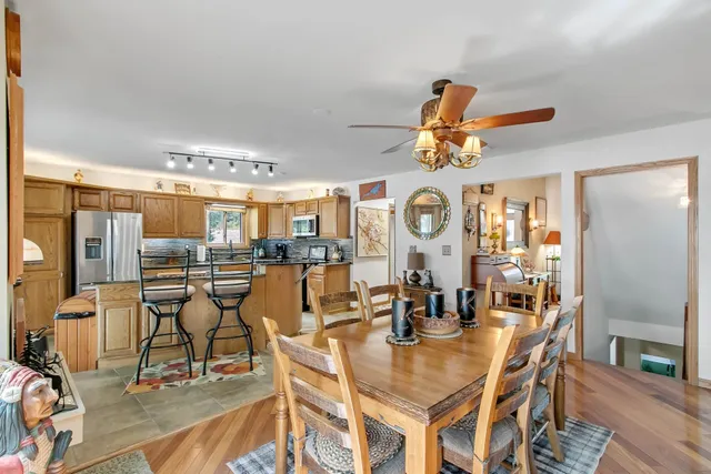 $934,900 | W10725 Wildwood Way, Poynette, WI 53955