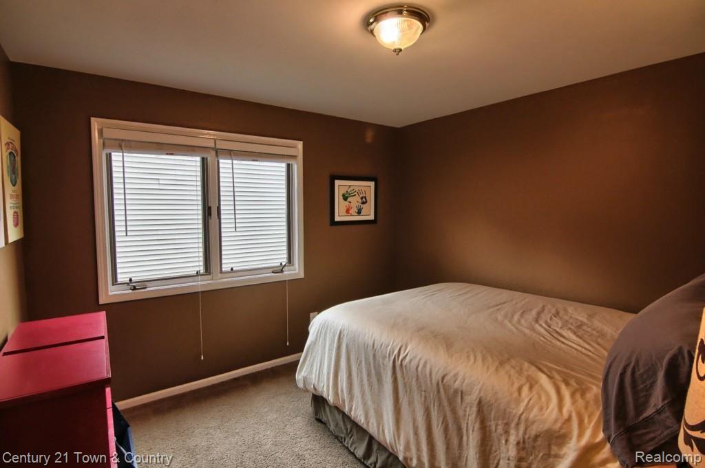 3112 Baypoint Drive Rochester, MI 48309 - Photo 23 of 33 2nd_Bedroom.jpg