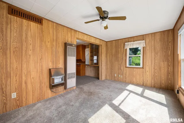 $54,000 | 105 South Spruce Street, Delavan, IL 61734