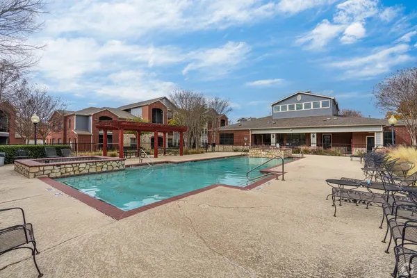 $1,457 | 1350 Skyline Road, Grand Prairie, TX 75051