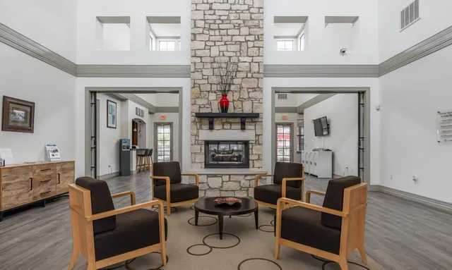 $1,457 | 1350 Skyline Road, Grand Prairie, TX 75051