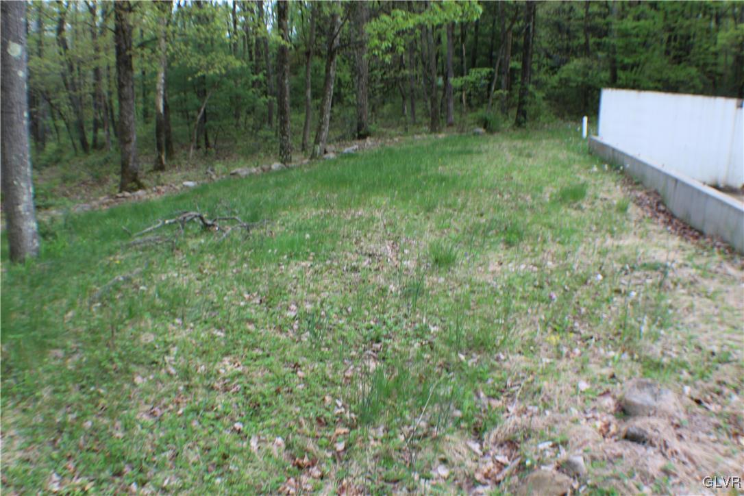 679 Toll Road Effort, PA 18330 - Photo 19 of 20 Gallery Image 19