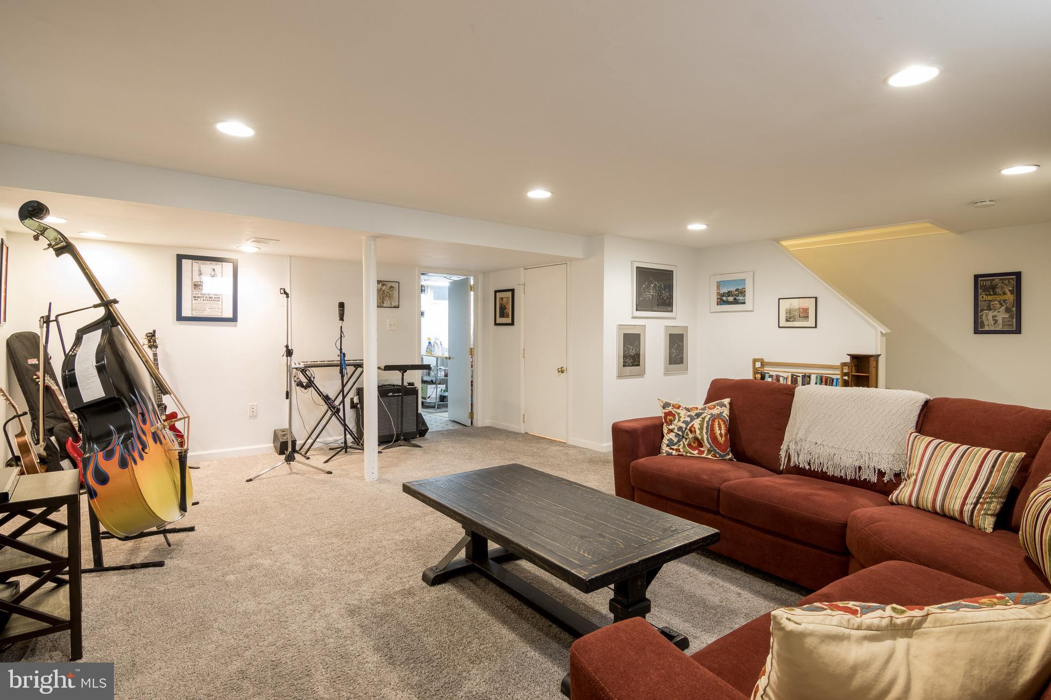 1512 Dellsway Road Baltimore, MD 21286 - Photo 32 of 41 Nice Space for Hobbies