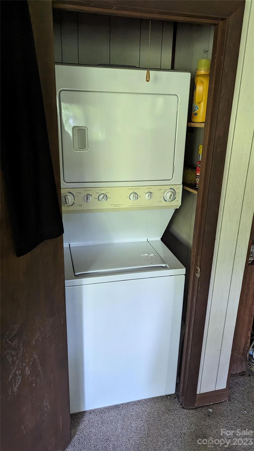 330 Spring Valley Drive Mars Hill, NC 28754 - Photo 7 of 13