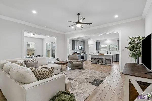 $425,000 | 38408 Parliament Drive, Prairieville, LA 70769