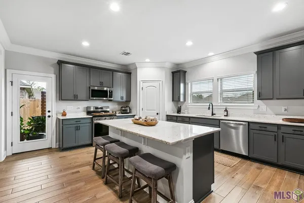 $425,000 | 38408 Parliament Drive, Prairieville, LA 70769