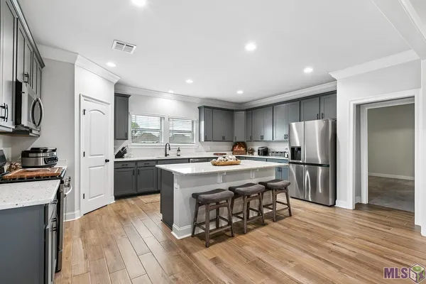 $425,000 | 38408 Parliament Drive, Prairieville, LA 70769