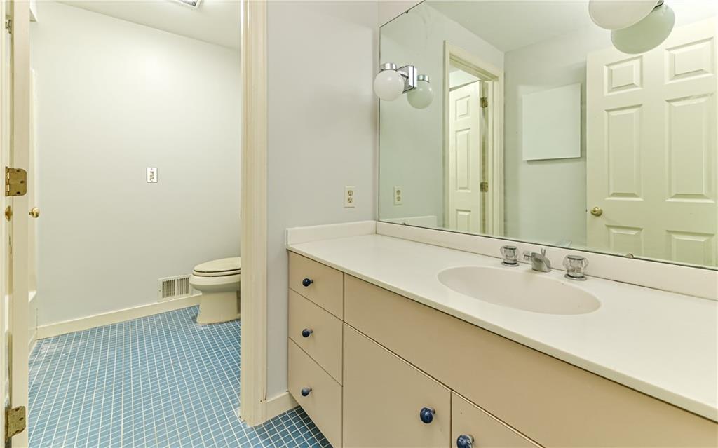 766 Pinoak Road Pittsburgh, PA 15243 - Photo 23 of 25 Gallery Image 23