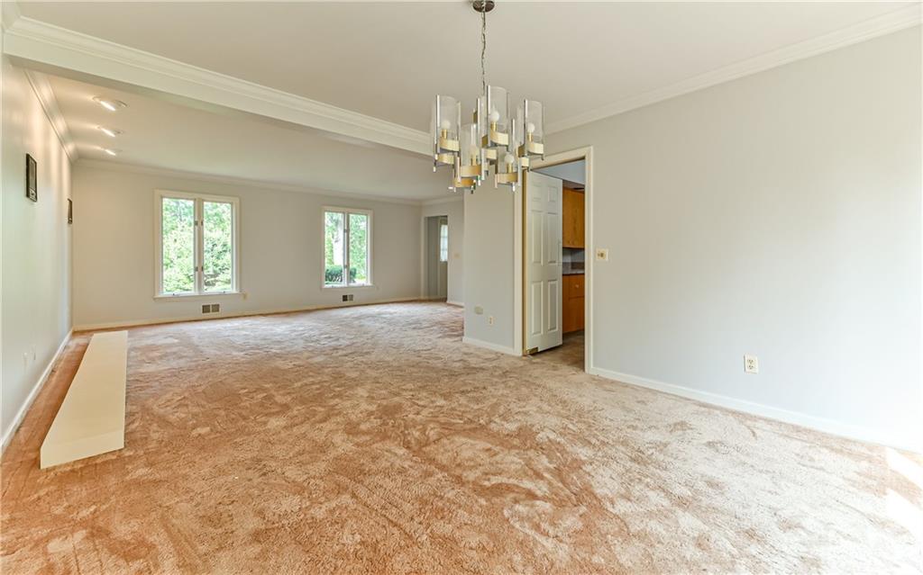 766 Pinoak Road Pittsburgh, PA 15243 - Photo 10 of 25 Gallery Image 10