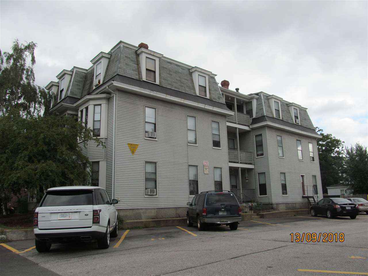 307 Manchester Street Manchester, NH 03103 - Photo 1 of 26 Gallery Image 1