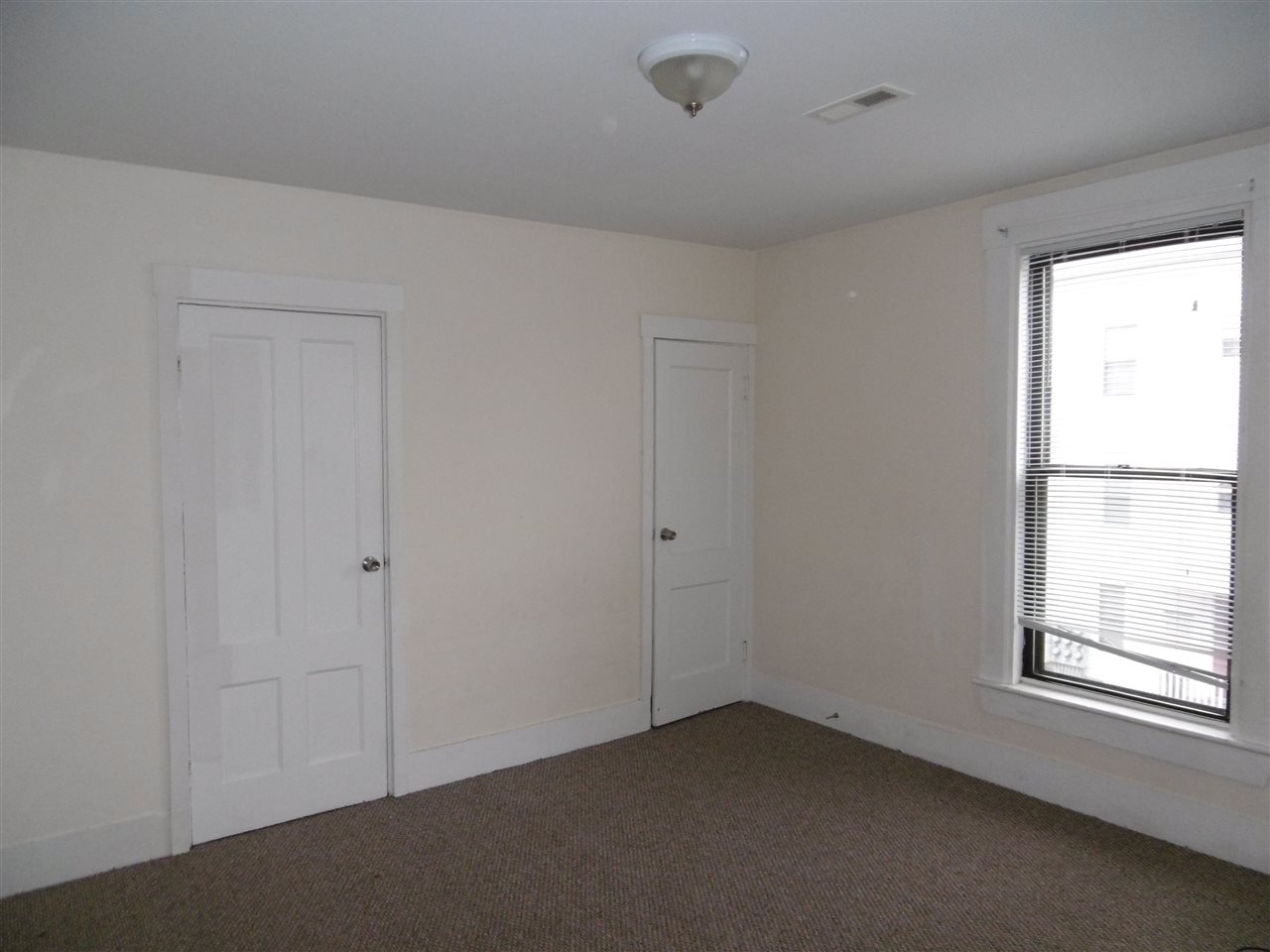 307 Manchester Street Manchester, NH 03103 - Photo 24 of 26 Gallery Image 24