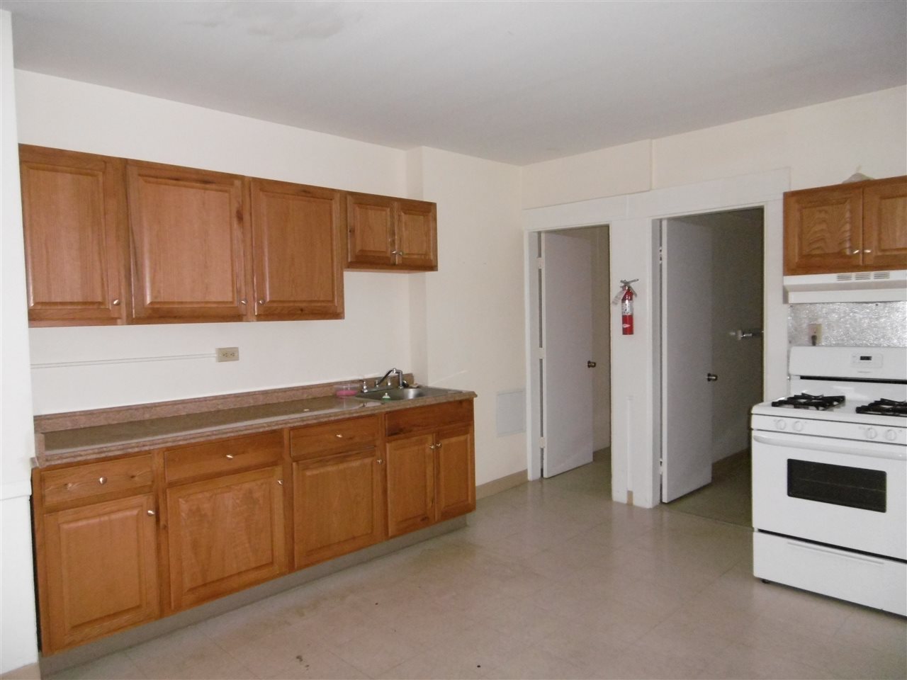 307 Manchester Street Manchester, NH 03103 - Photo 25 of 26 Gallery Image 25