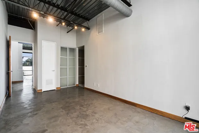 $5,775 | 1534 17th Street, Unit 204, Santa Monica, CA 90404