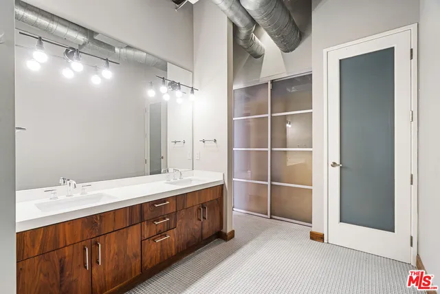 $5,775 | 1534 17th Street, Unit 204, Santa Monica, CA 90404