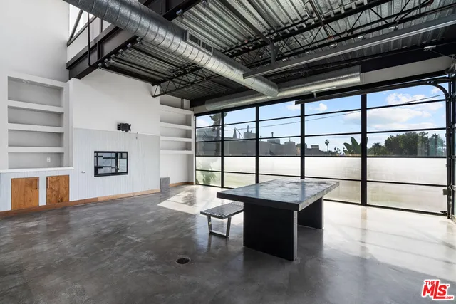 $5,775 | 1534 17th Street, Unit 204, Santa Monica, CA 90404