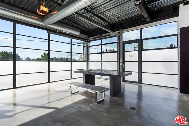 $5,775 | 1534 17th Street, Unit 204, Santa Monica, CA 90404