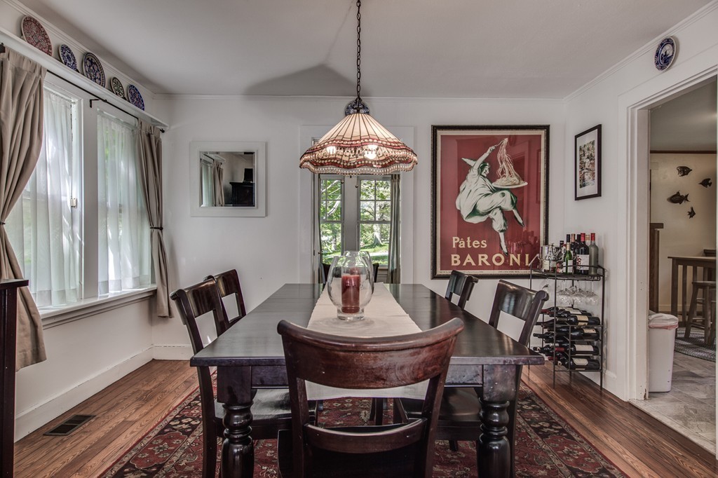 387 Davis Road Bedford, MA 01730 - Photo 6 of 21 Gallery Image 6