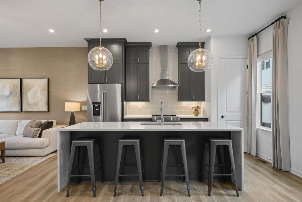 121 Chestnut Circle Atlanta, GA 30342 - Photo 15 of 51