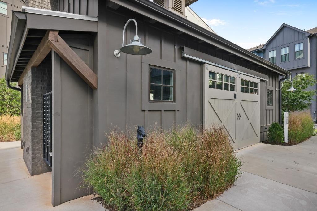 121 Chestnut Circle Atlanta, GA 30342 - Photo 46 of 51