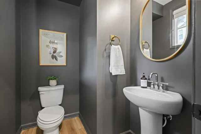 $3,700 | 121 Chestnut Circle, Atlanta, GA 30342