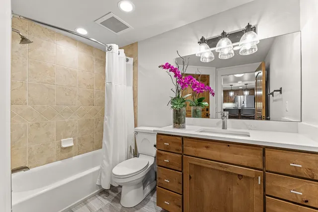 $1,070,000 | 75 Arling Center Court, Unit 311, Donnelly, ID 83615