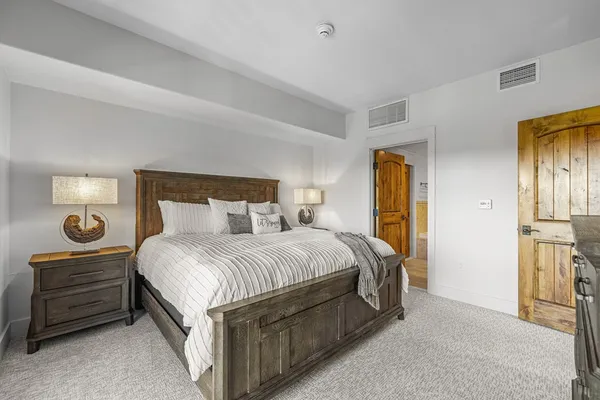 $985,000 | 75 Arling Center Court, Unit 311, Donnelly, ID 83615