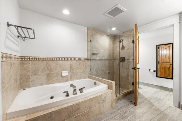 $985,000 | 75 Arling Center Court, Unit 311, Donnelly, ID 83615