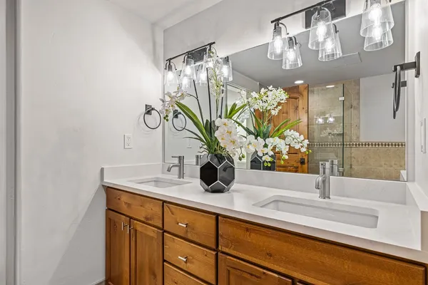 $985,000 | 75 Arling Center Court, Unit 311, Donnelly, ID 83615