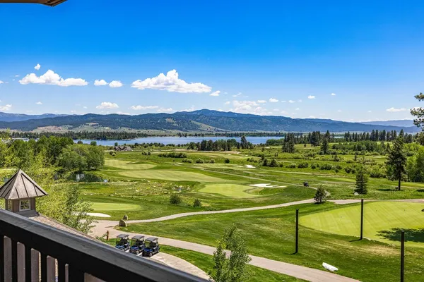 $985,000 | 75 Arling Center Court, Unit 311, Donnelly, ID 83615
