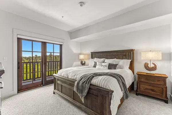 $985,000 | 75 Arling Center Court, Unit 311, Donnelly, ID 83615