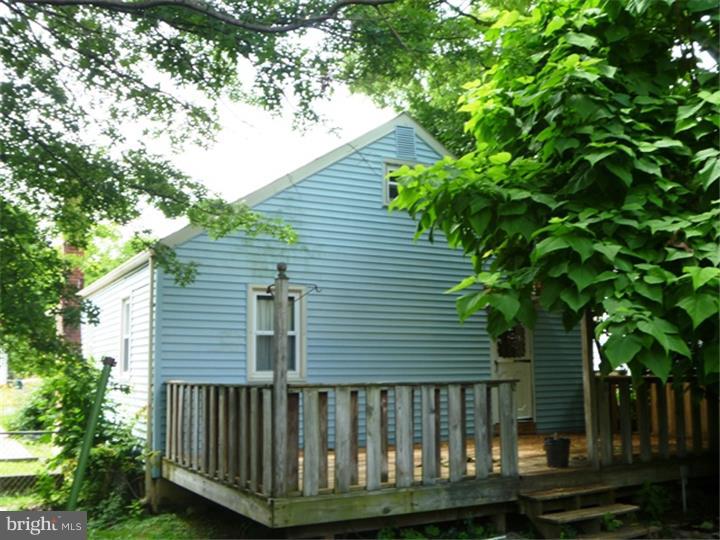 207 North Forklanding Road Maple Shade, NJ 08052 - Photo 14 of 16 View in Back