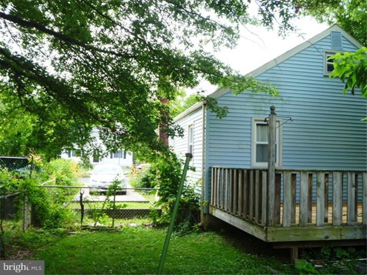 207 North Forklanding Road Maple Shade, NJ 08052 - Photo 15 of 16 Exterior Side