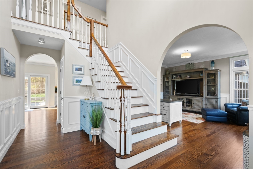 411 Hatherly Road Scituate, MA 02066 - Photo 5 of 38 Gallery Image 5