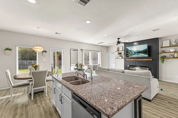 $2,550 | 6807 Verbena Blossom Trail, Katy, TX 77449