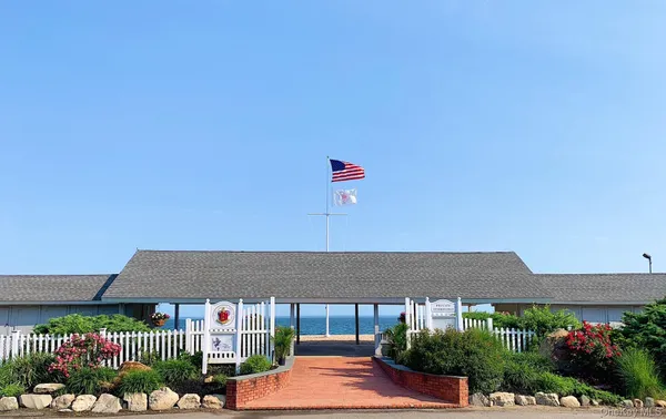 $100,000 | Valley Drive, Huntington, NY 11743