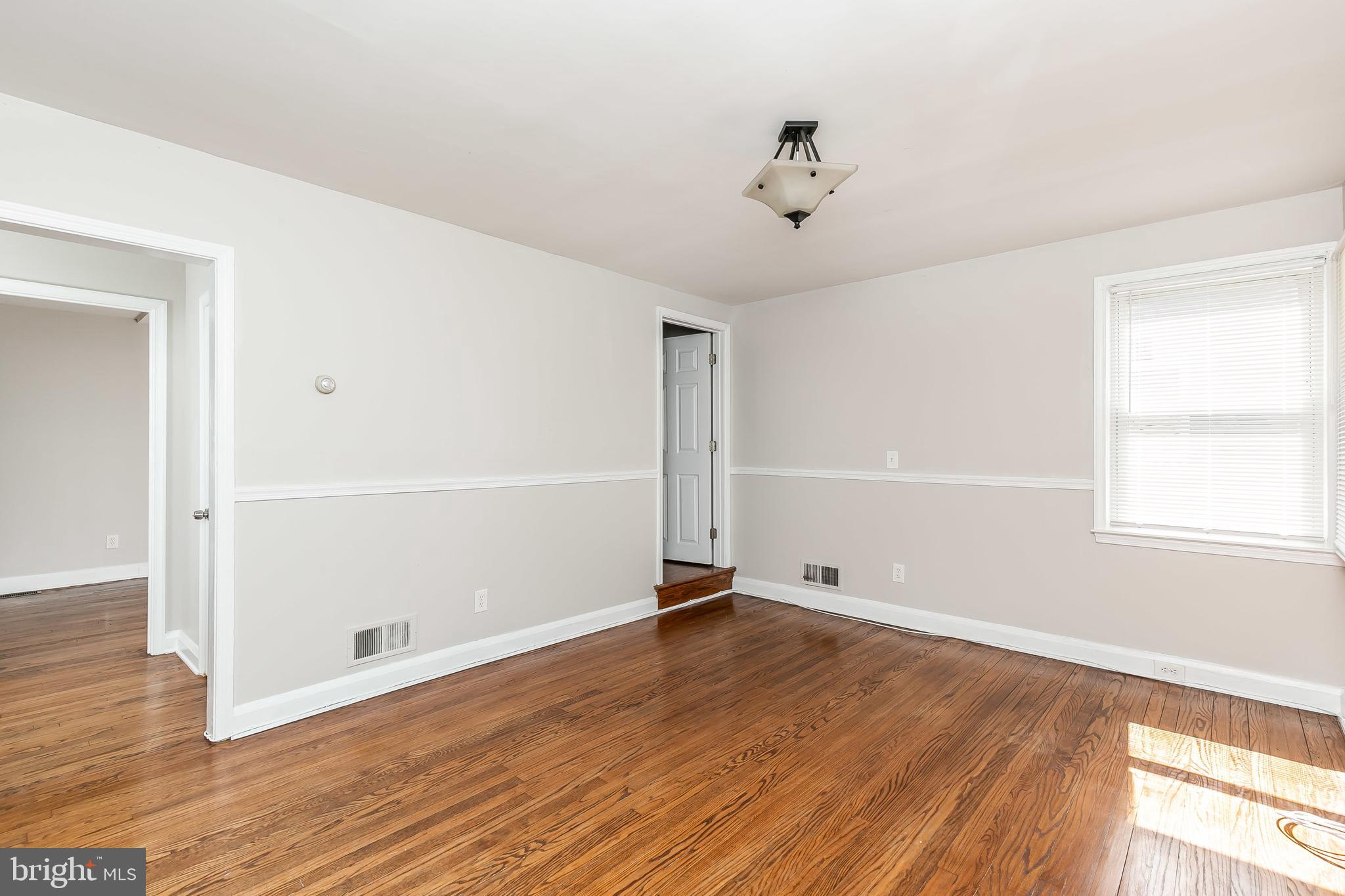 5617 Pilgrim Road Baltimore, MD 21214 - Photo 7 of 29 Gallery Image 7