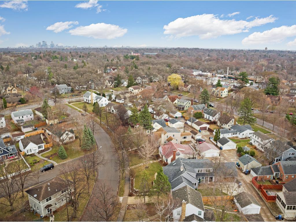 5429 Cumberland Road Minneapolis, MN 55410 - Photo 2 of 18 Gallery Image 2