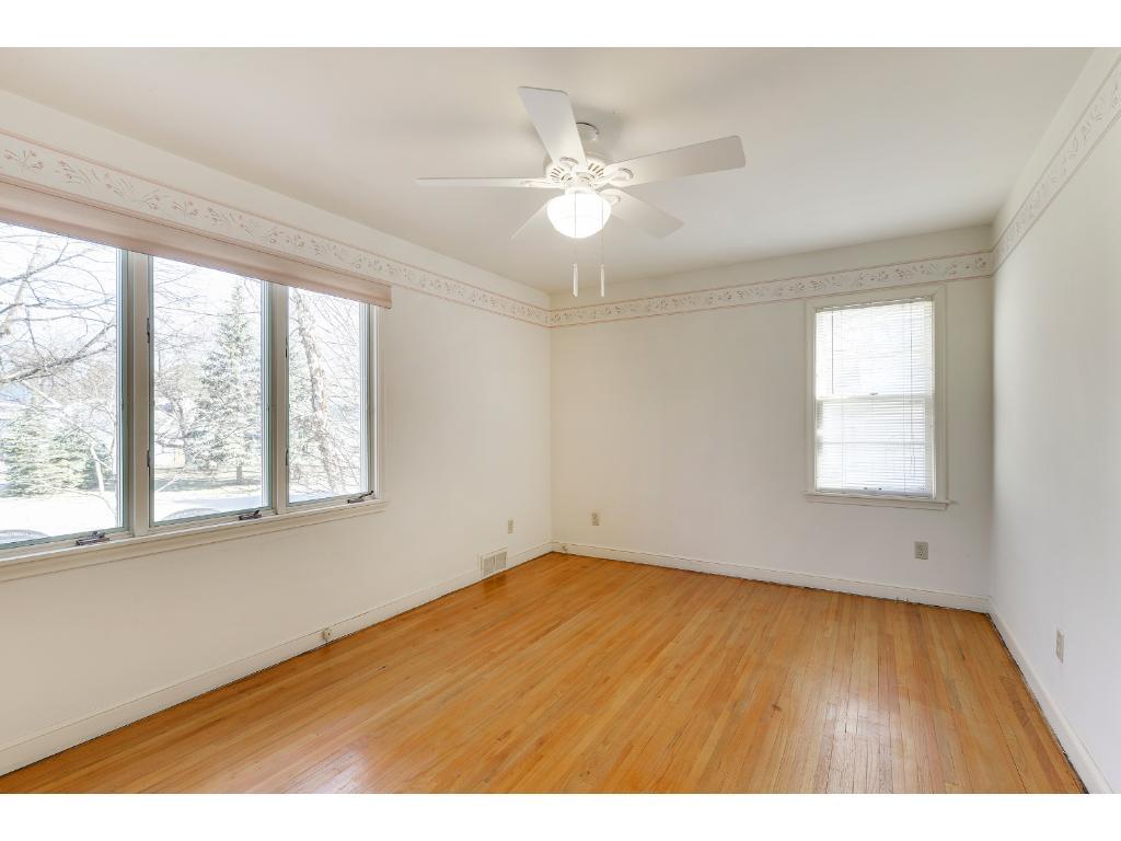 5429 Cumberland Road Minneapolis, MN 55410 - Photo 10 of 18 Gallery Image 10