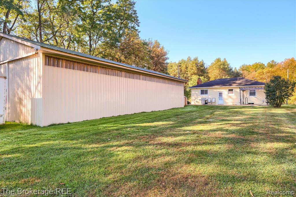 5400 North Center Road Flint, MI 48506 - Photo 6 of 44