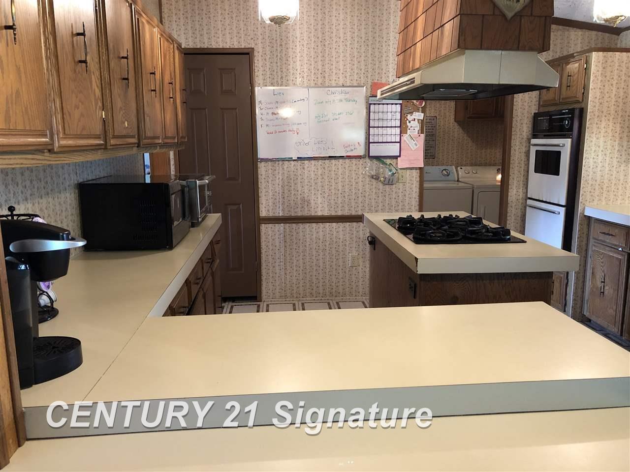 6155 North Seymour Road Flushing, MI 48433 - Photo 12 of 21