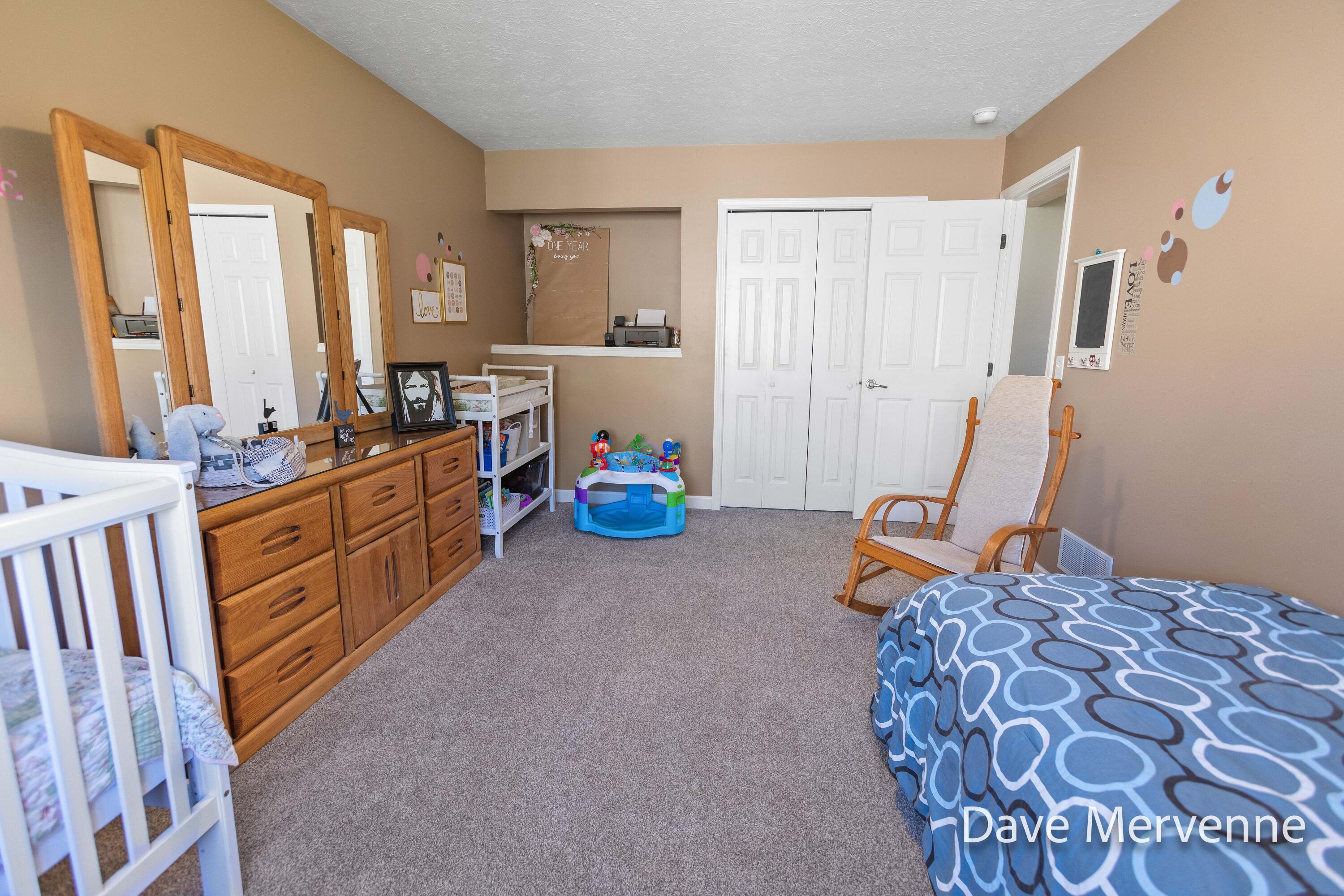 2508 WillowRidge Drive Jenison, MI 49428 - Photo 16 of 45 Bedroom 2