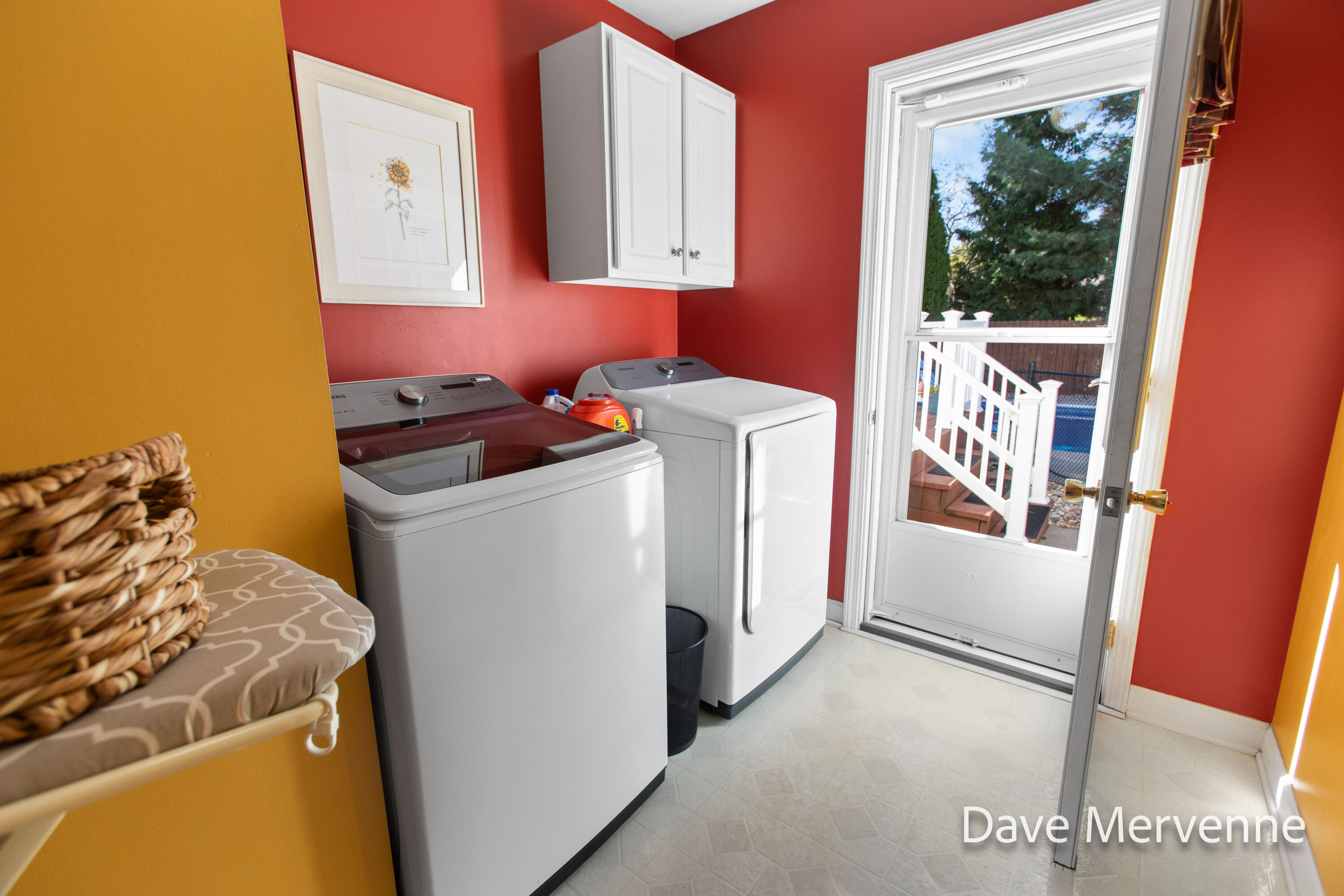 2508 WillowRidge Drive Jenison, MI 49428 - Photo 28 of 45 Laundry Room