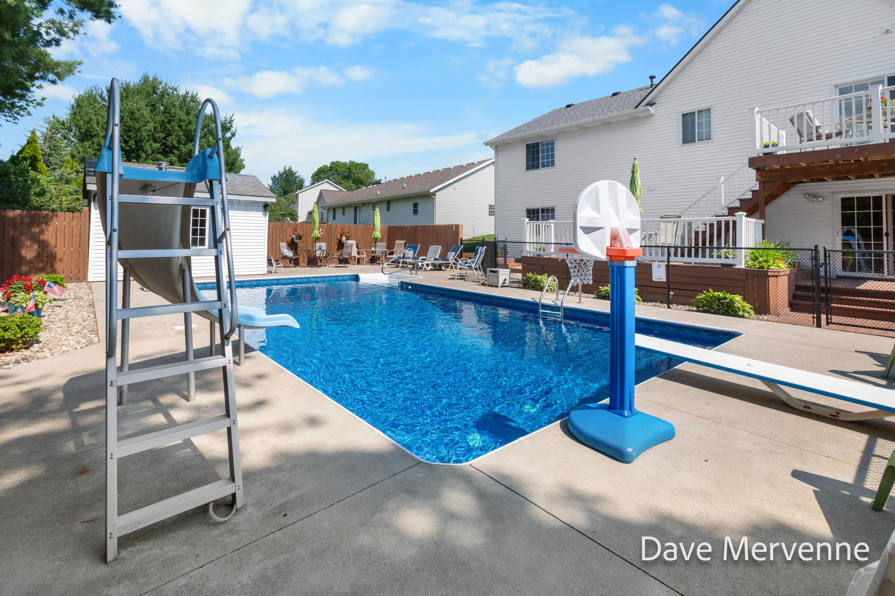 2508 WillowRidge Drive Jenison, MI 49428 - Photo 33 of 45 Pool