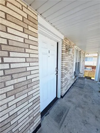 $1,250 | 3404 Clearview Parkway, Unit B, Metairie, LA 70006